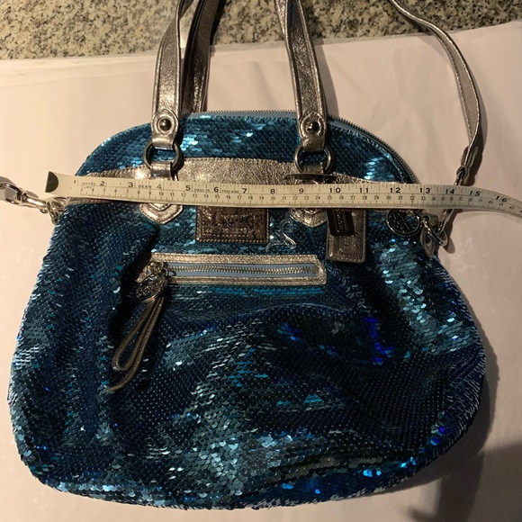 LIMITED EDITION COACH POPPY blue sequin bag with brushed silver leather straps - Picture 13 of 17